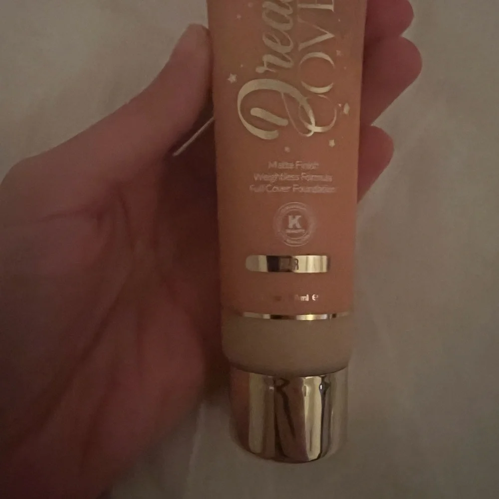 Amor Us Dream Cover Matte Finish Foundation
